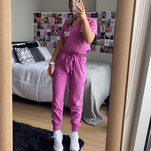 koi lite Pants - Koi Lite scrub top and joggers